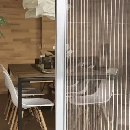 Plisé dveřní sítě proti hmyzu Brno