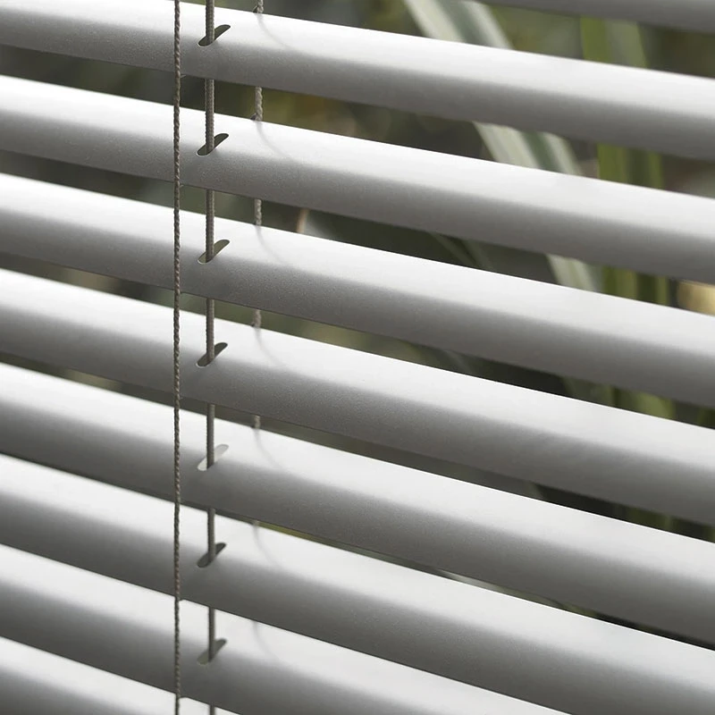 Interiérové žaluzie a plisé Brno